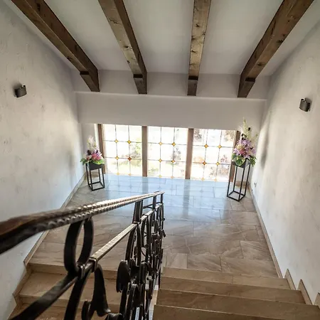 New Gaestehaus-flora Kitchen-tv-free Parking-near Europapark And Strasbourg Apart-hotel