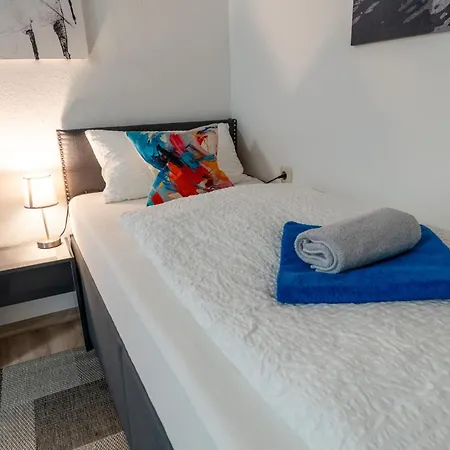 Apart-hotel New Gaestehaus-flora Kitchen-tv-free Parking-near Europapark And Strasbourg Hohberg